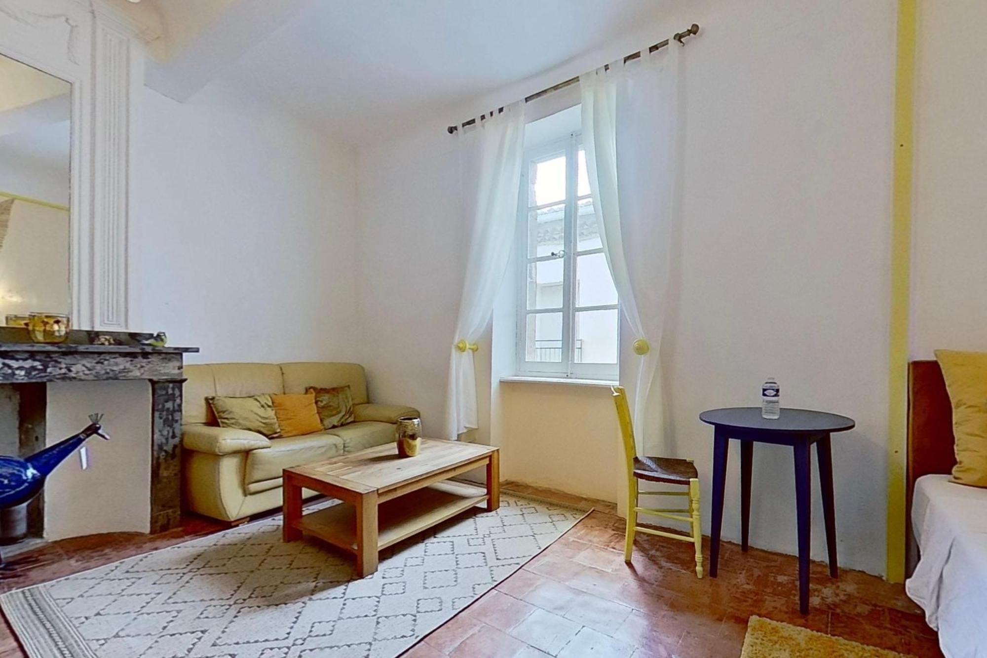 Luc-sur-Orbieu Les 2 Droles D'Oiseaux Bed & Breakfast エクステリア 写真