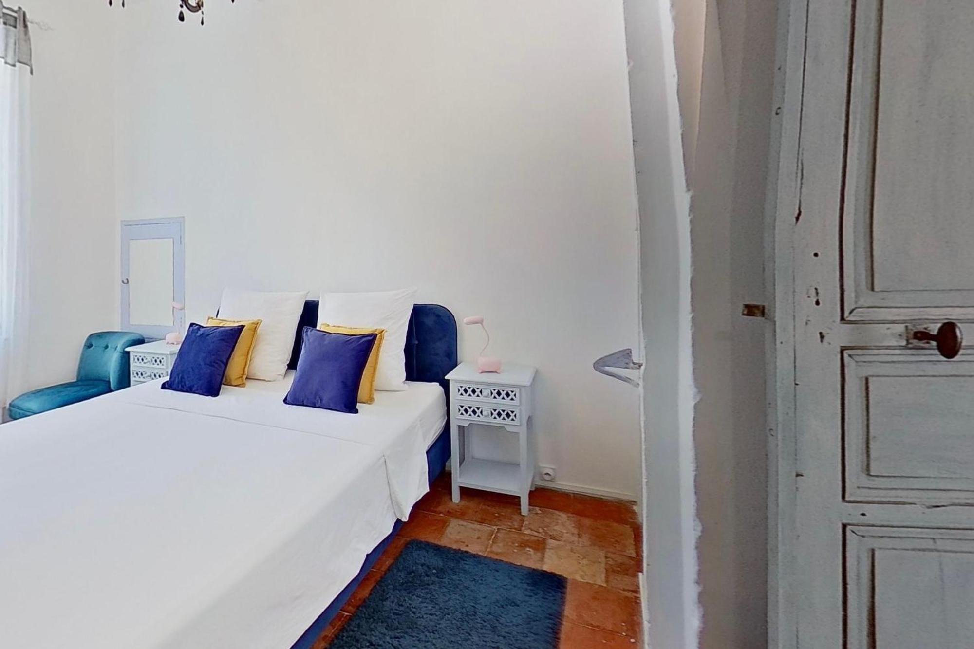 Luc-sur-Orbieu Les 2 Droles D'Oiseaux Bed & Breakfast エクステリア 写真