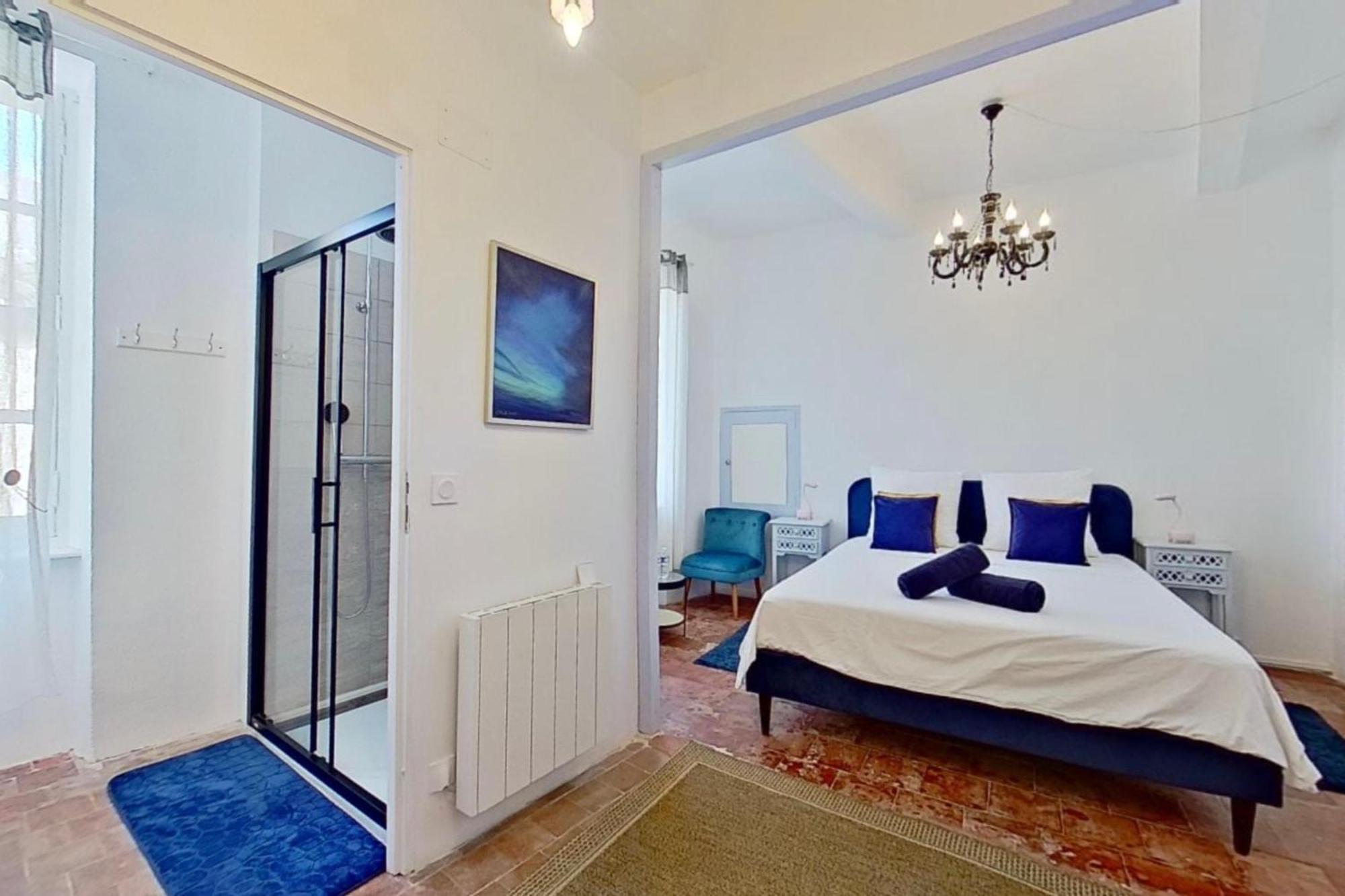 Luc-sur-Orbieu Les 2 Droles D'Oiseaux Bed & Breakfast エクステリア 写真