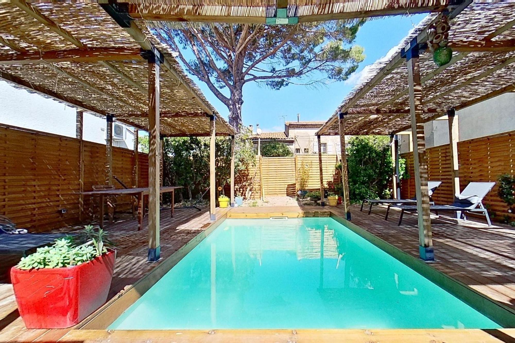 Luc-sur-Orbieu Les 2 Droles D'Oiseaux Bed & Breakfast エクステリア 写真