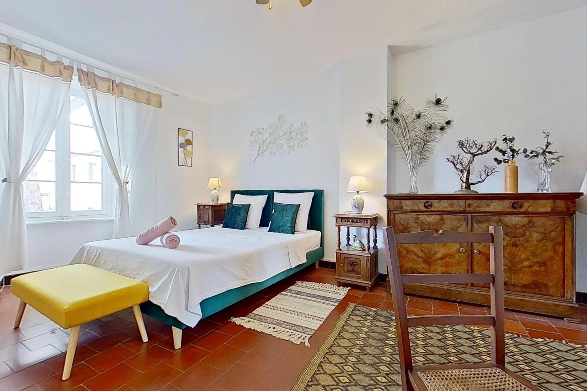 Luc-sur-Orbieu Les 2 Droles D'Oiseaux Bed & Breakfast エクステリア 写真