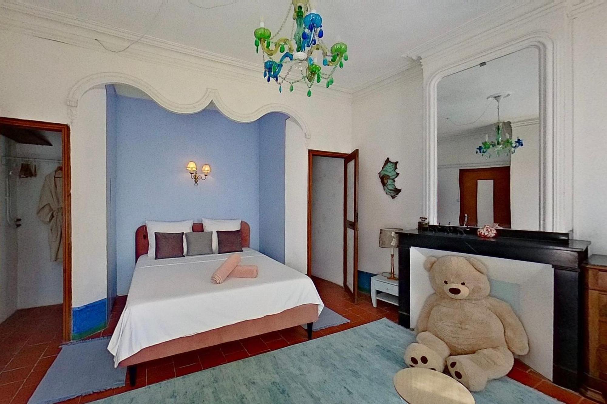 Luc-sur-Orbieu Les 2 Droles D'Oiseaux Bed & Breakfast エクステリア 写真