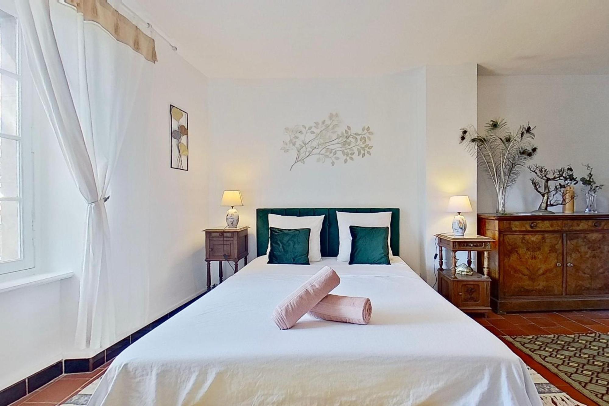 Luc-sur-Orbieu Les 2 Droles D'Oiseaux Bed & Breakfast エクステリア 写真