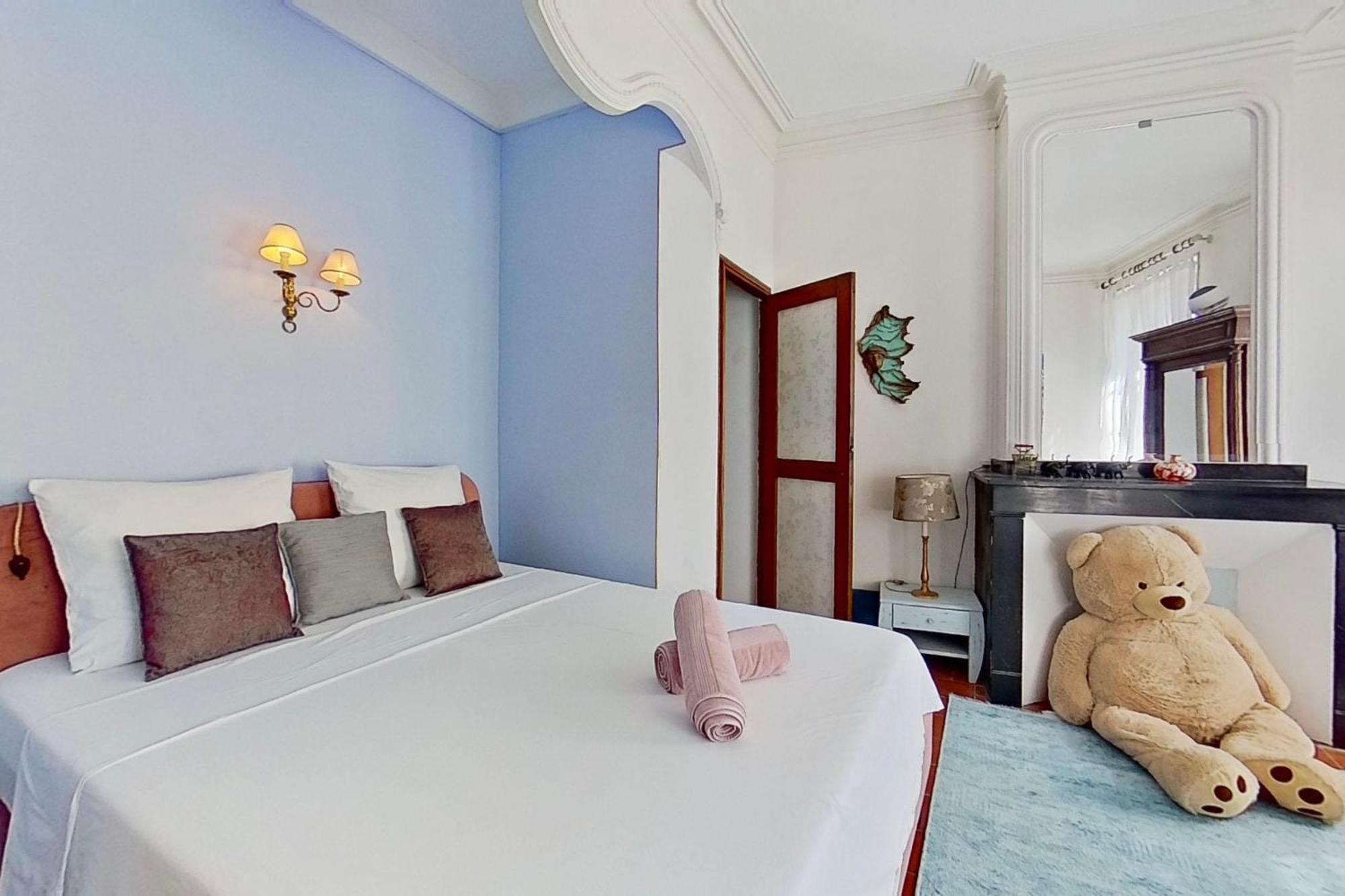 Luc-sur-Orbieu Les 2 Droles D'Oiseaux Bed & Breakfast エクステリア 写真